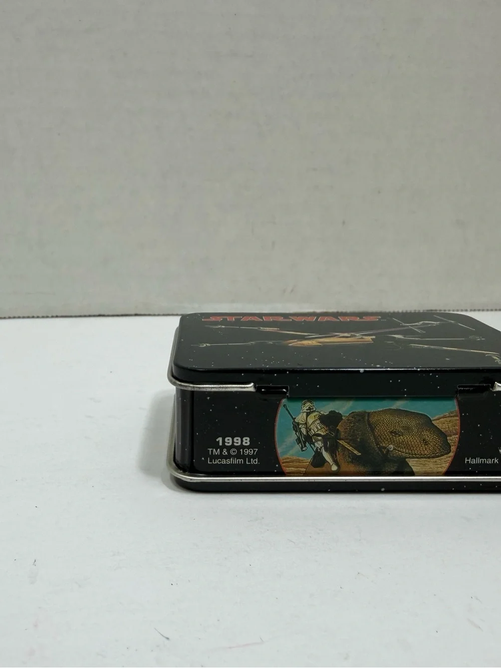 Hallmark Star Wars Mini Tin Lunchbox Ornament 1998